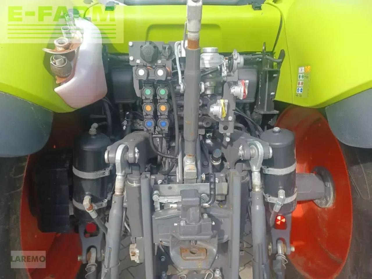 Tracteur agricole CLAAS arion 470 cis mit fl 120 c