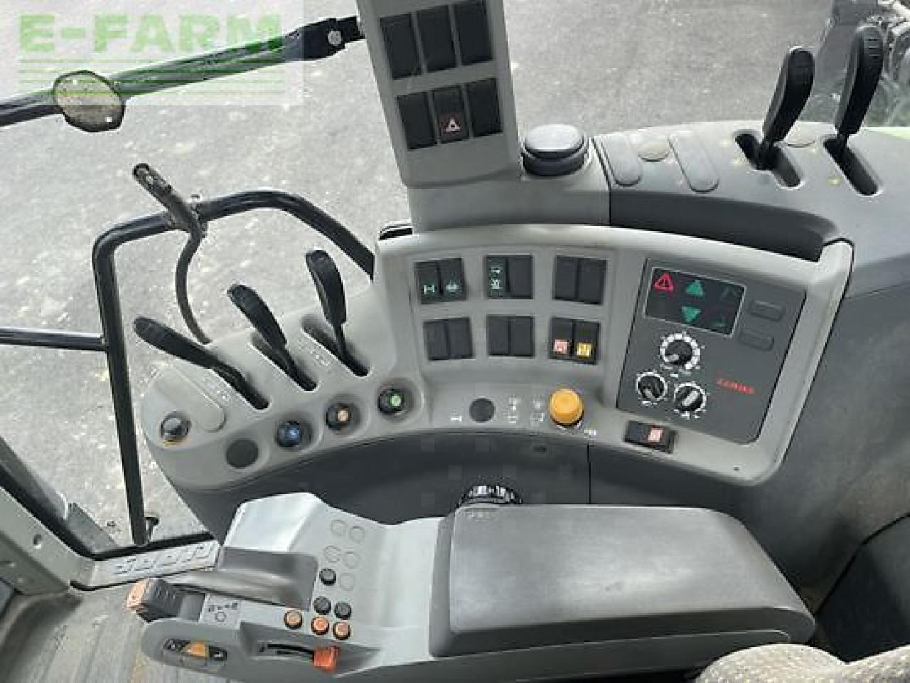 Tracteur agricole CLAAS arion 510