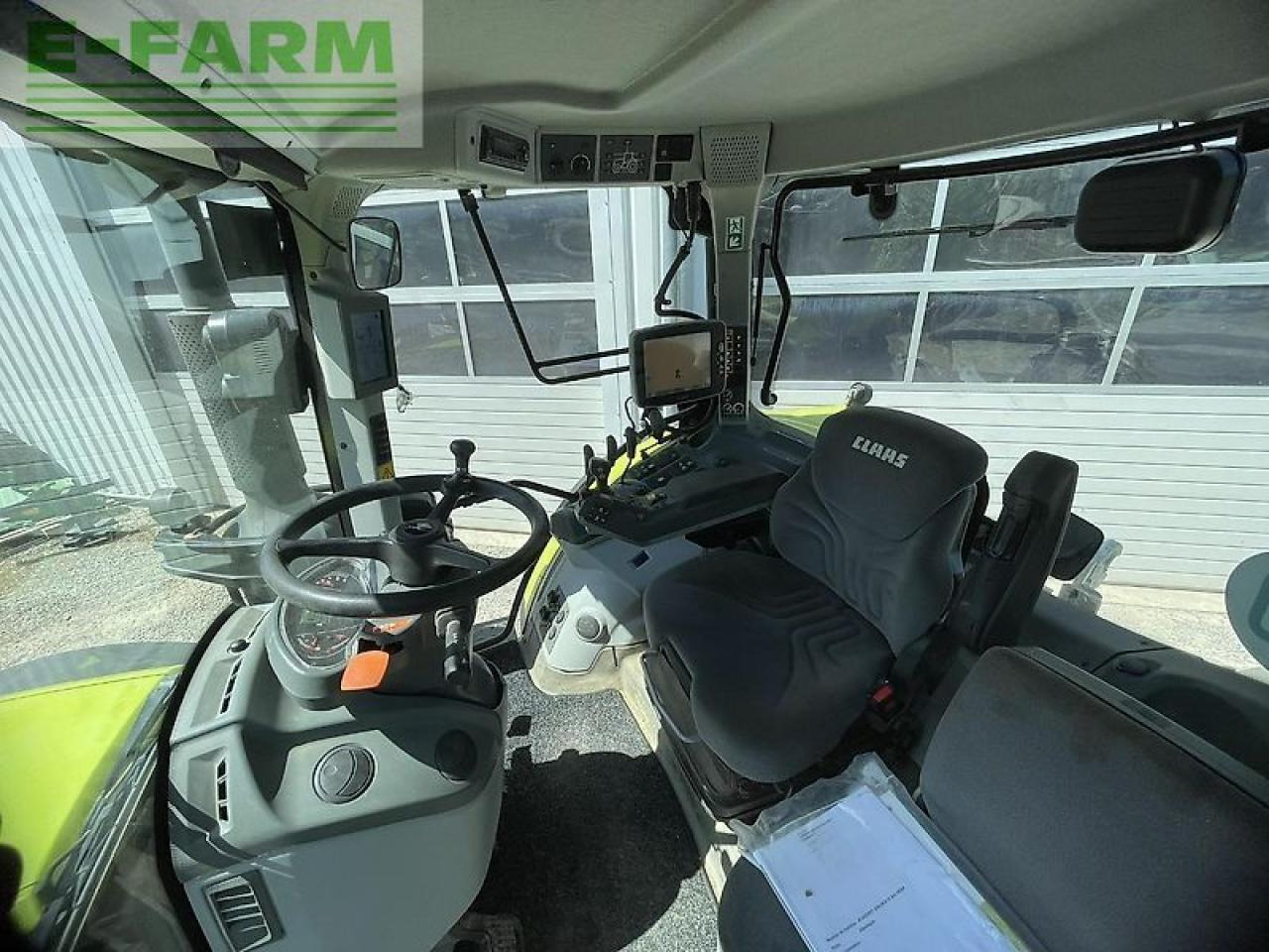 Tracteur agricole CLAAS arion 510 cis CIS