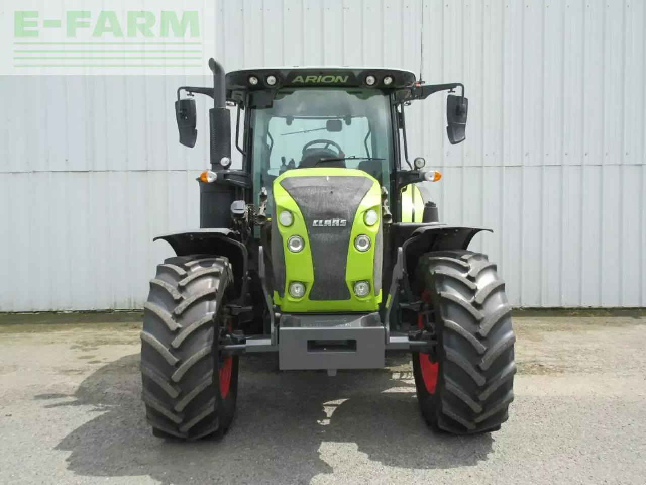 Tracteur agricole CLAAS arion 510 - s5 sur mesure