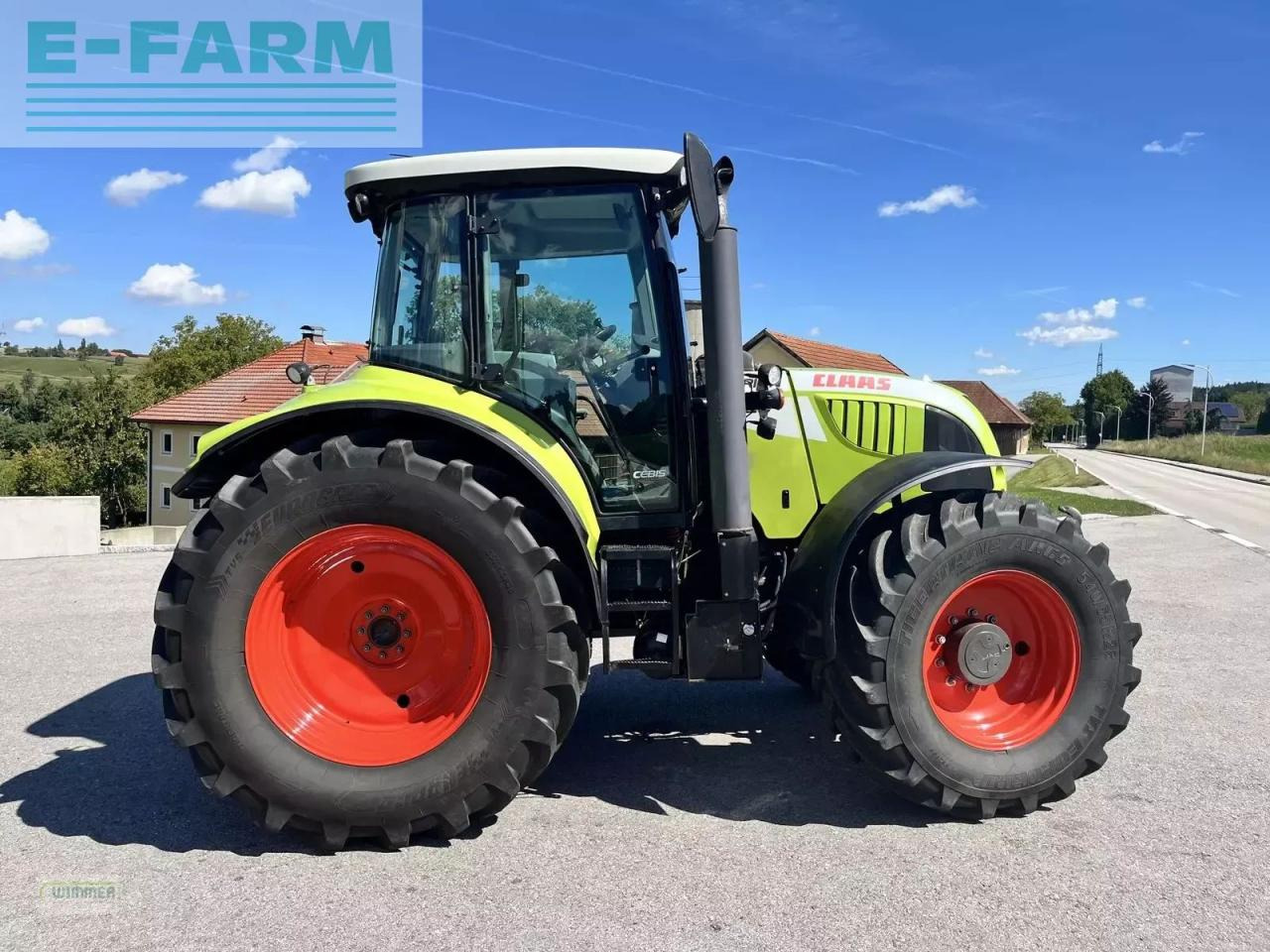 Tracteur agricole CLAAS arion 520