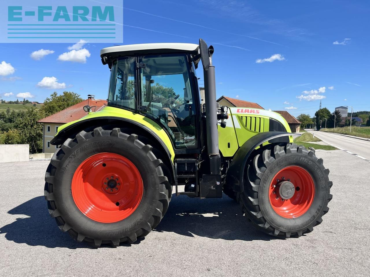 Tracteur agricole CLAAS arion 520 / lastschalt (gebrauchter arion 500)