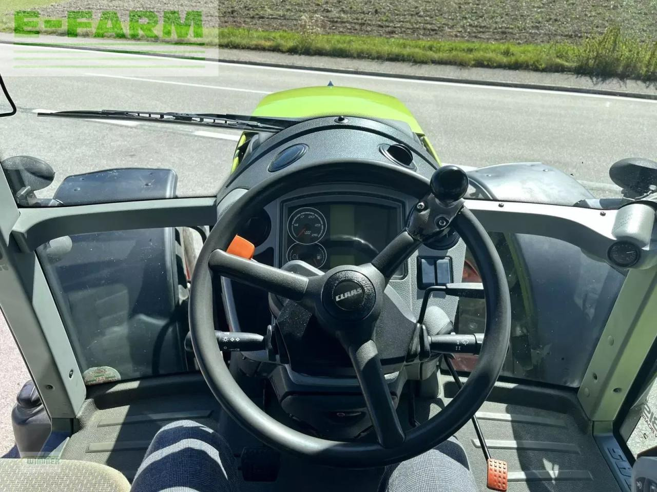 Tracteur agricole CLAAS arion 520 / lastschalt (gebrauchter arion 500)