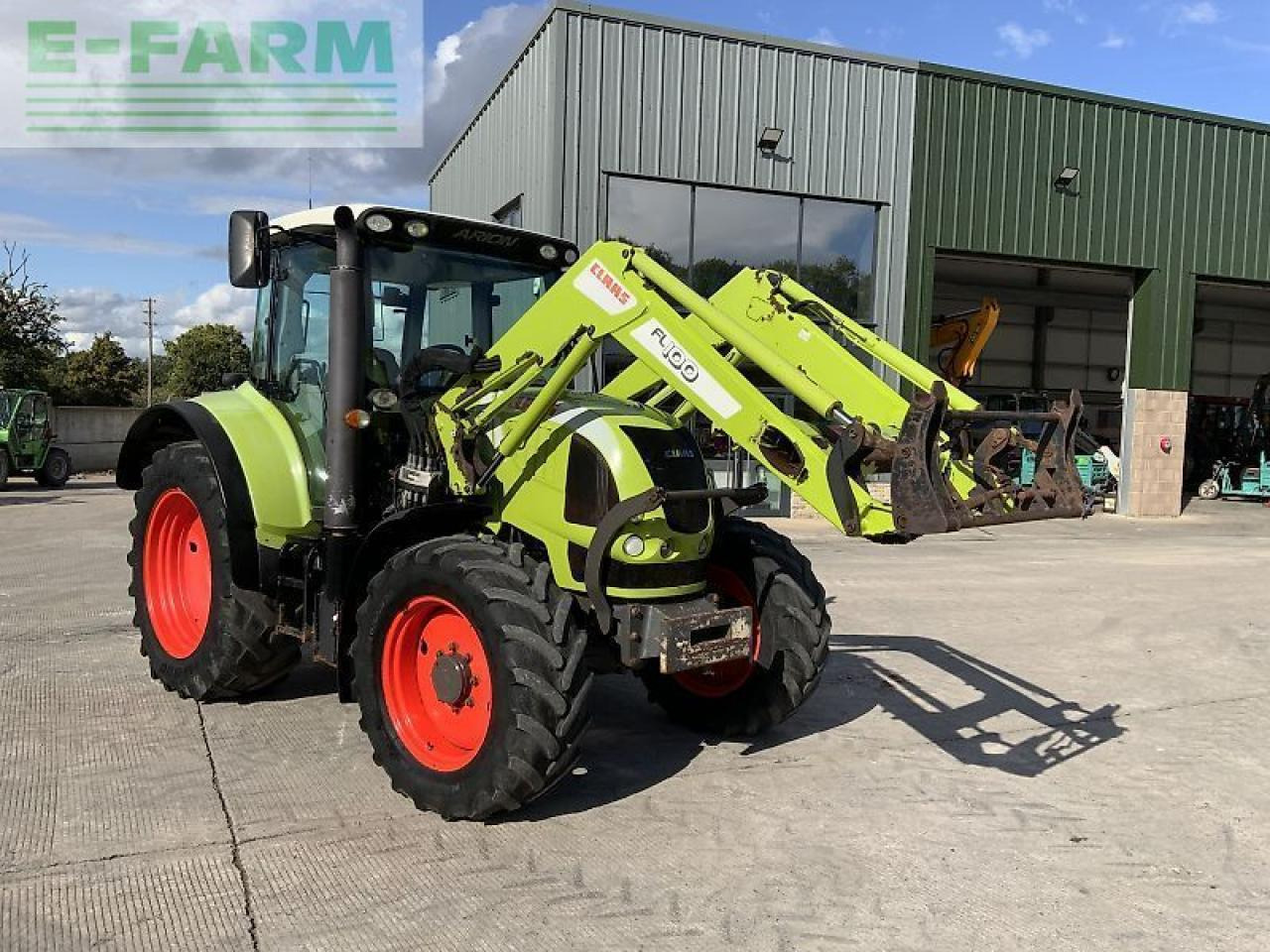 Tracteur agricole CLAAS arion 520 tractor (st23446)