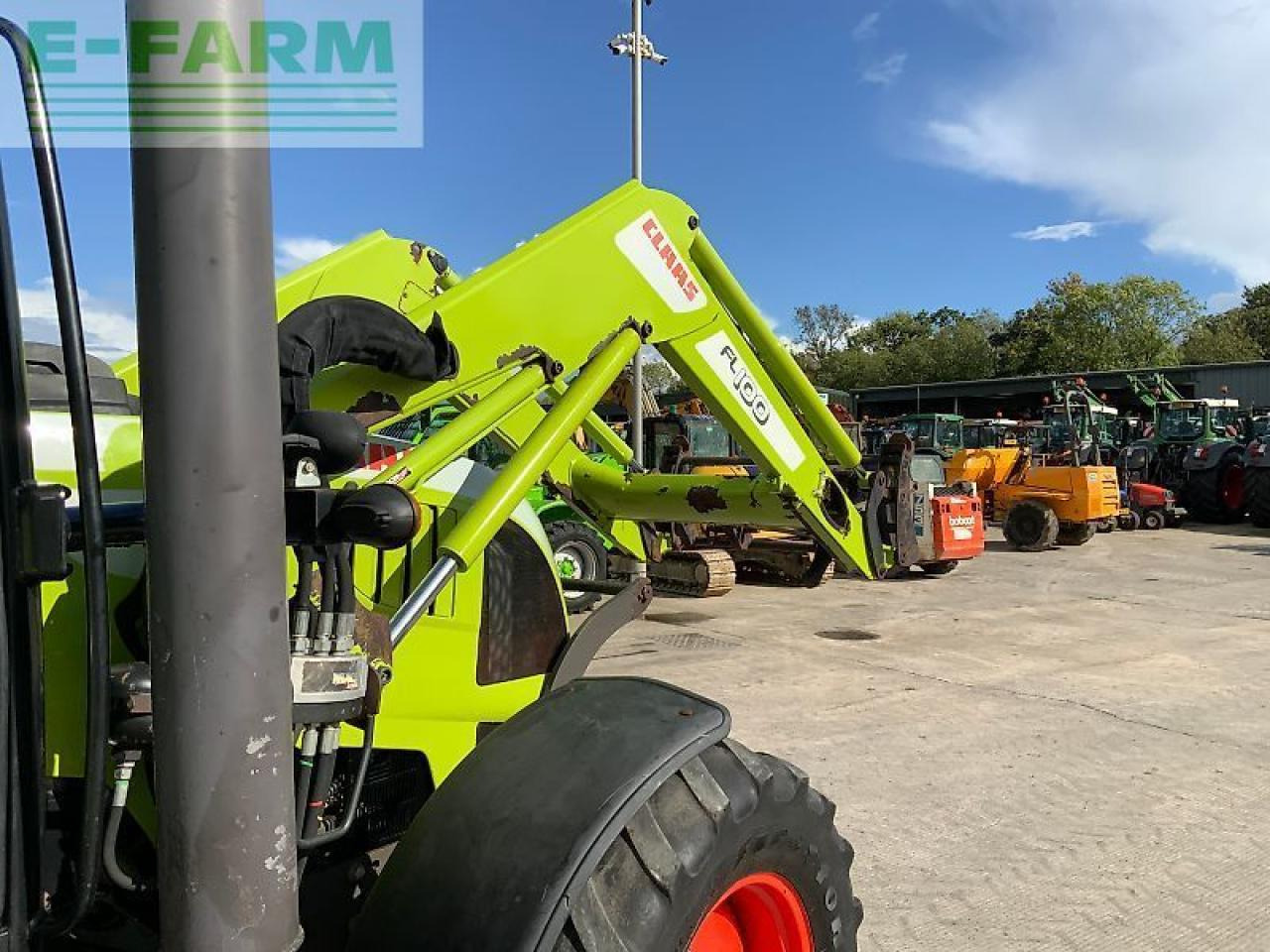 Tracteur agricole CLAAS arion 520 tractor (st23446)