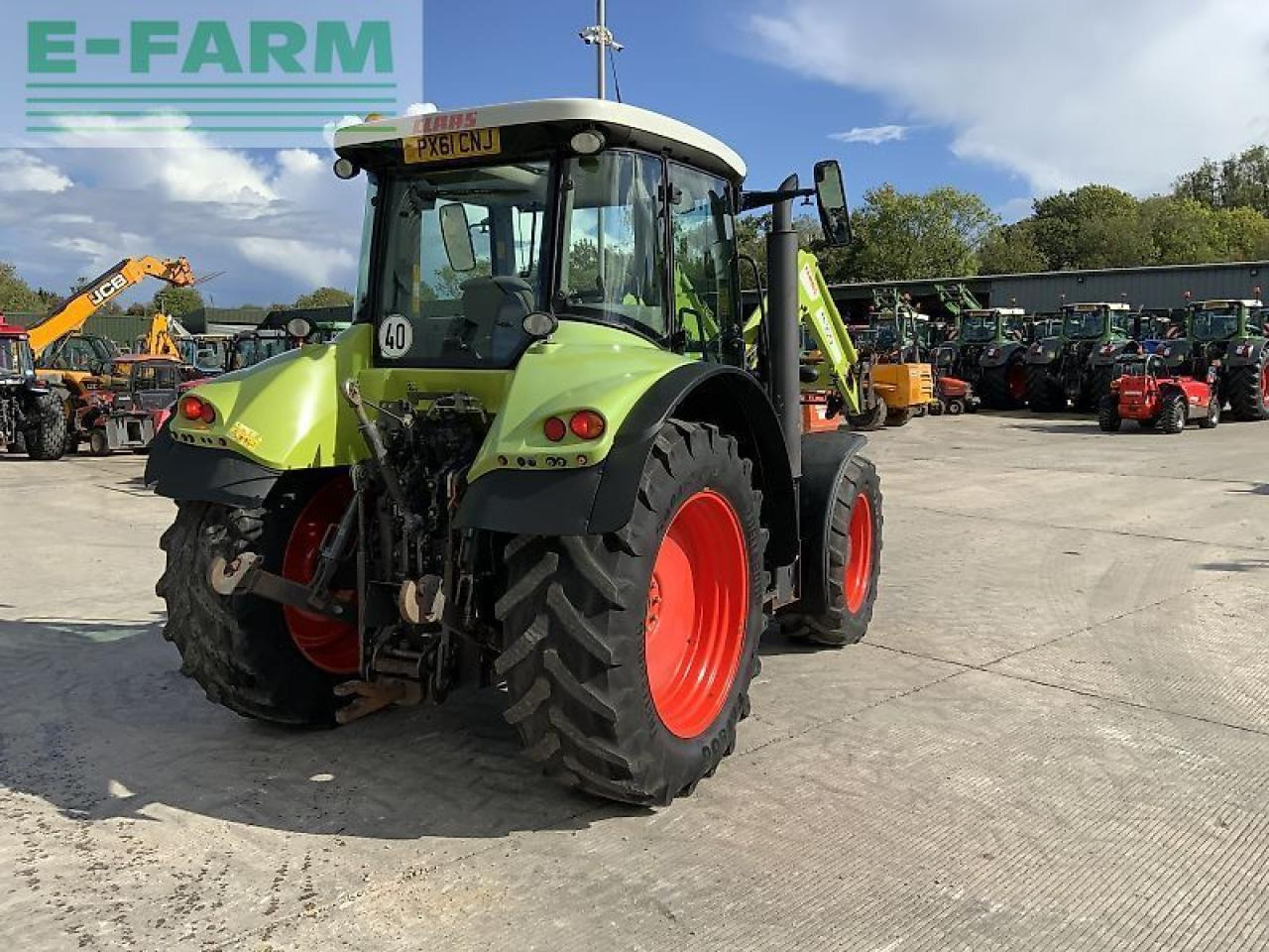 Tracteur agricole CLAAS arion 520 tractor (st23446)
