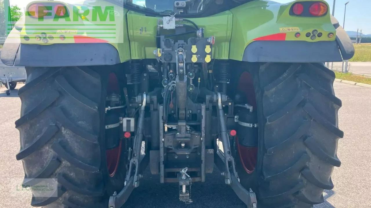 Tracteur agricole CLAAS arion 530