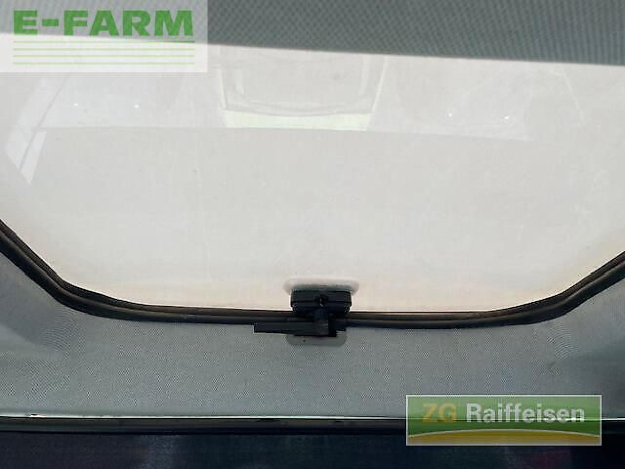 Tracteur agricole CLAAS arion 530