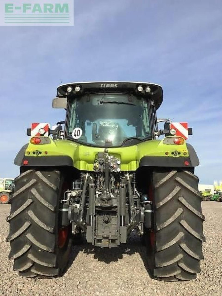 Tracteur agricole CLAAS arion 530