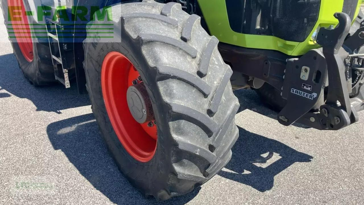 Tracteur agricole CLAAS arion 530