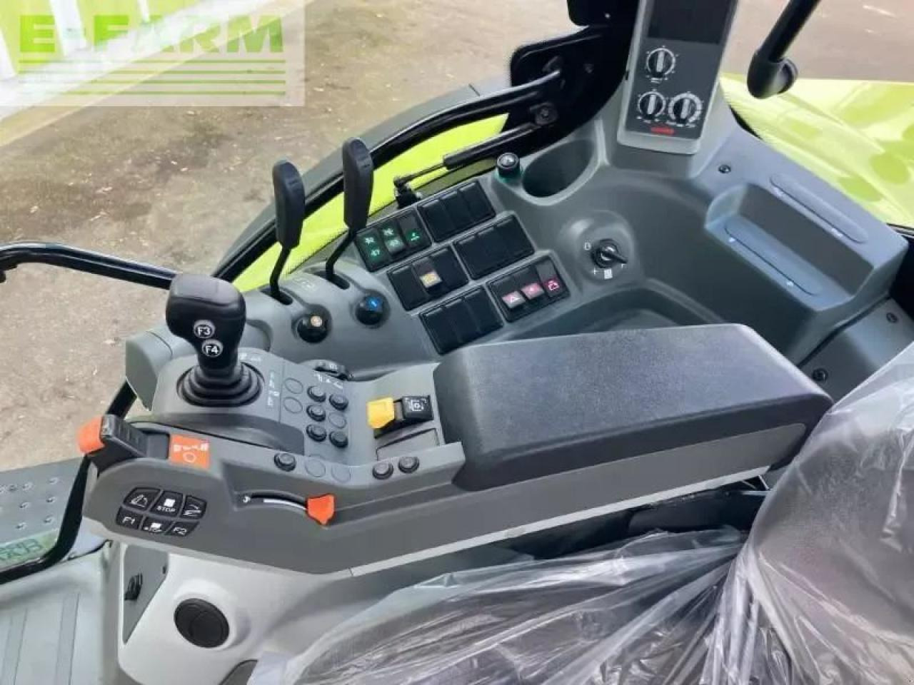 Tracteur agricole CLAAS arion 530 cis