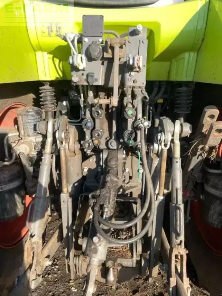 Tracteur agricole CLAAS arion 530 cis CIS