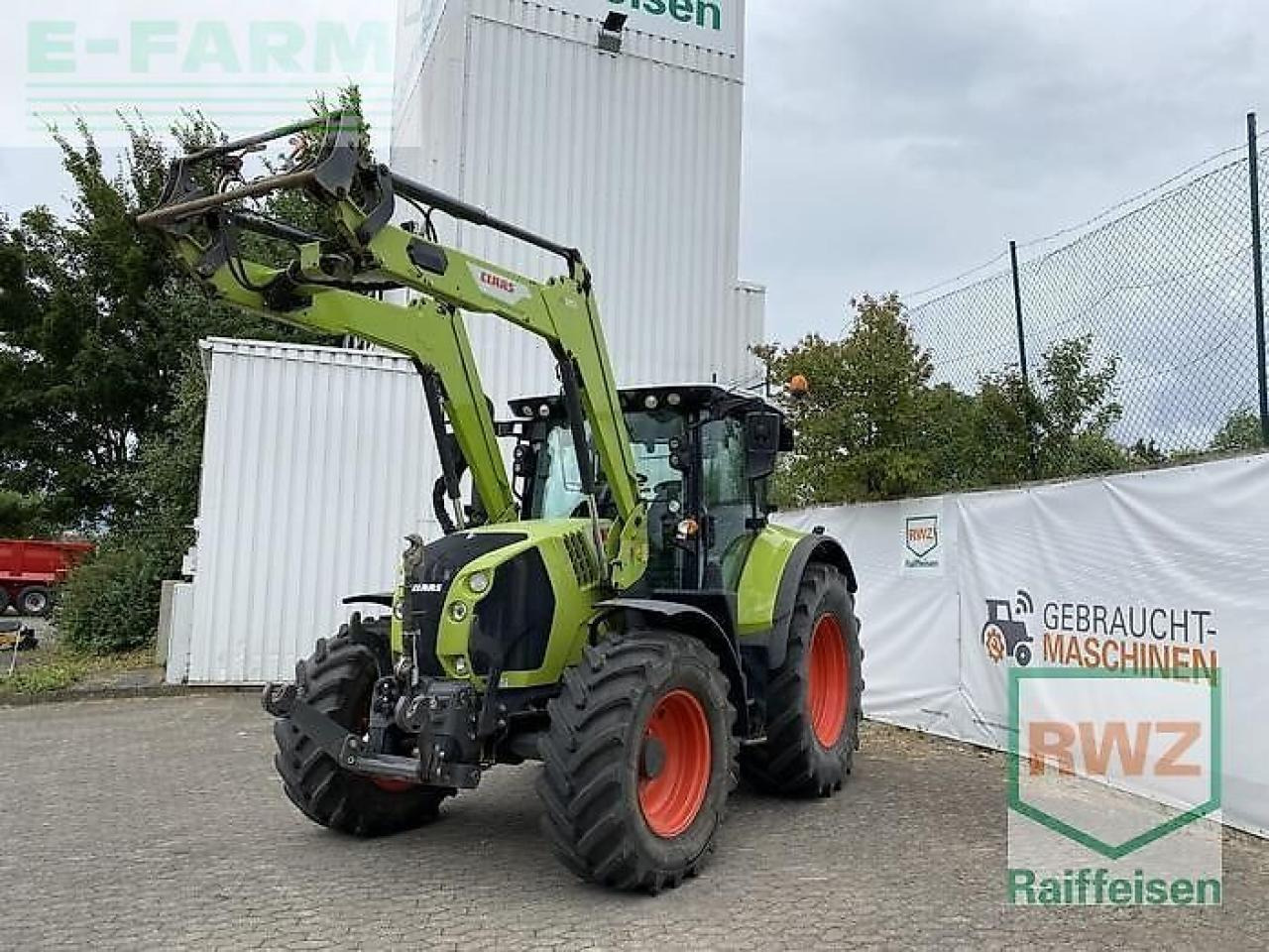 Tracteur agricole CLAAS arion 530 cis CIS