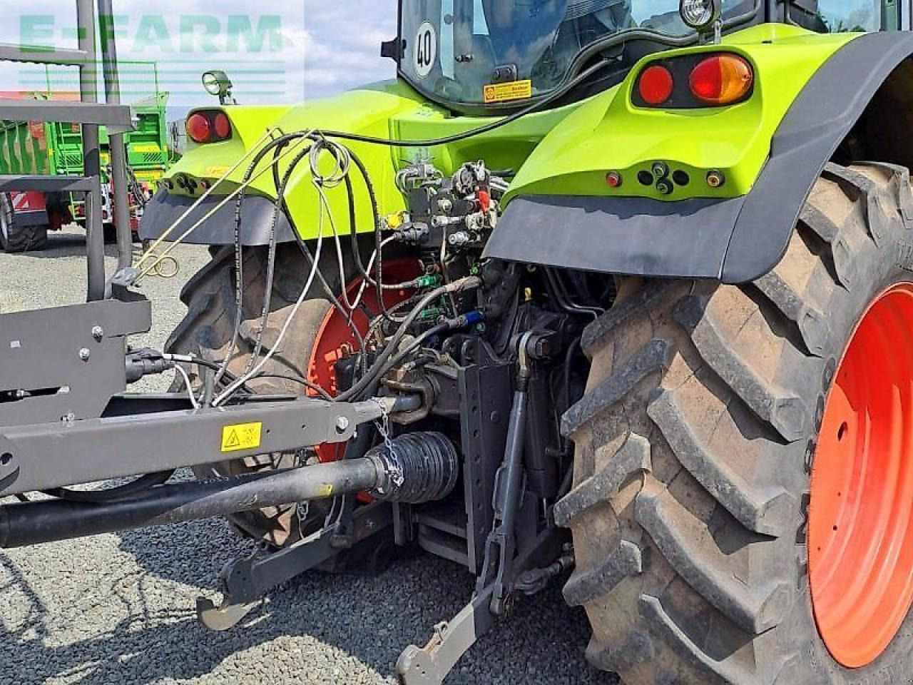 Tracteur agricole CLAAS arion 530 cis CIS
