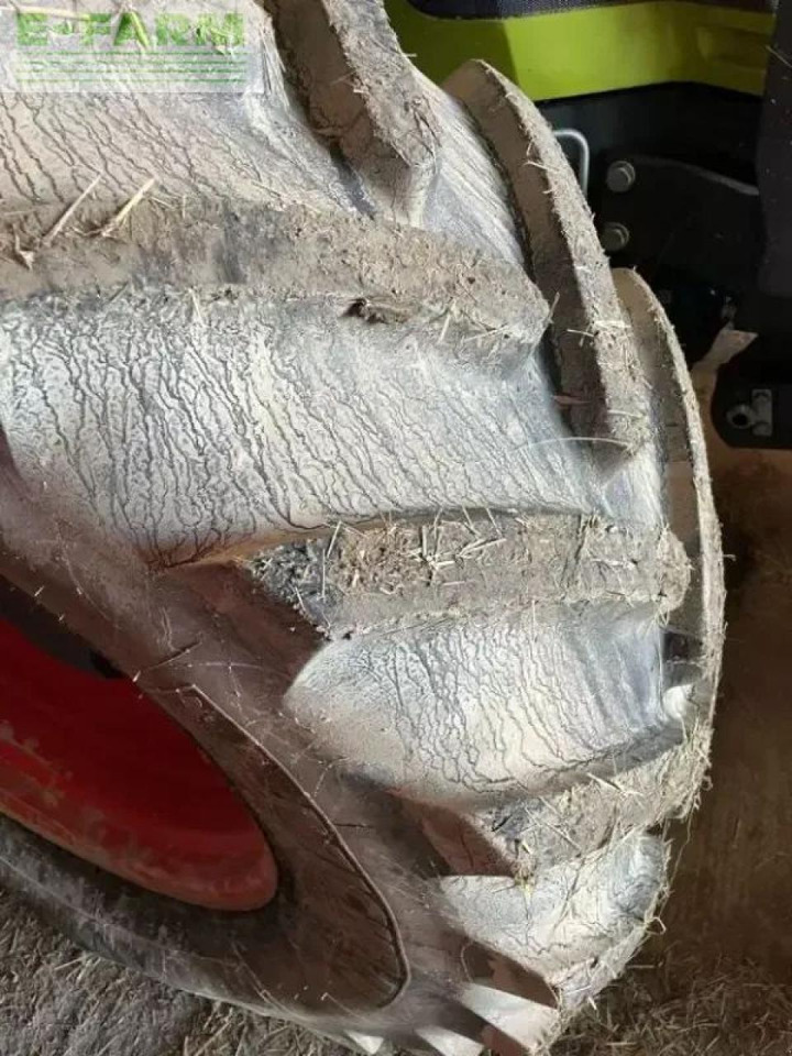 Tracteur agricole CLAAS arion 530 cis CIS