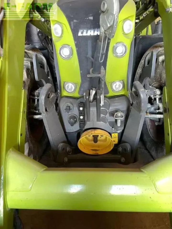 Tracteur agricole CLAAS arion 530 cis CIS