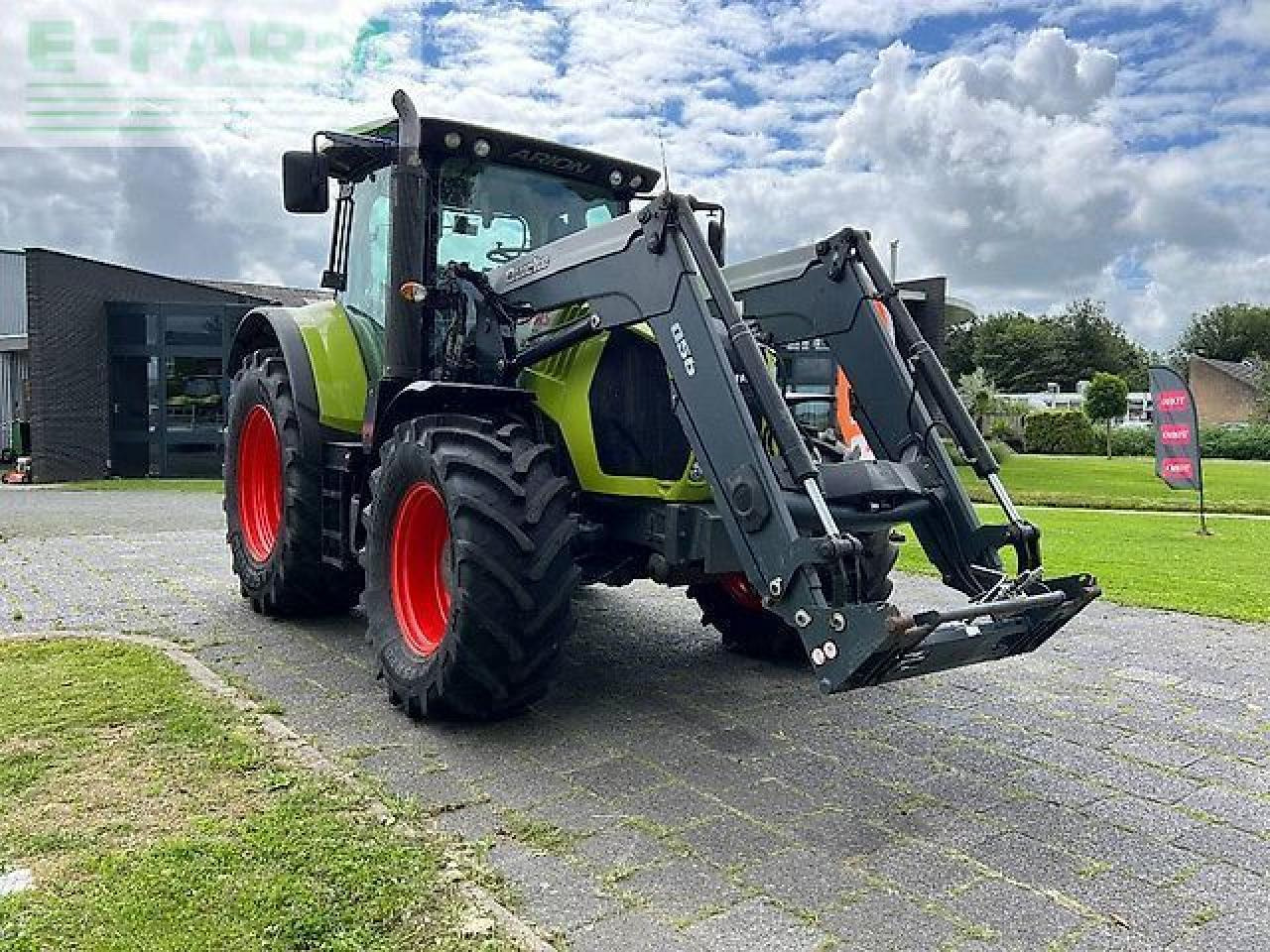 Tracteur agricole CLAAS arion 530 cis CIS