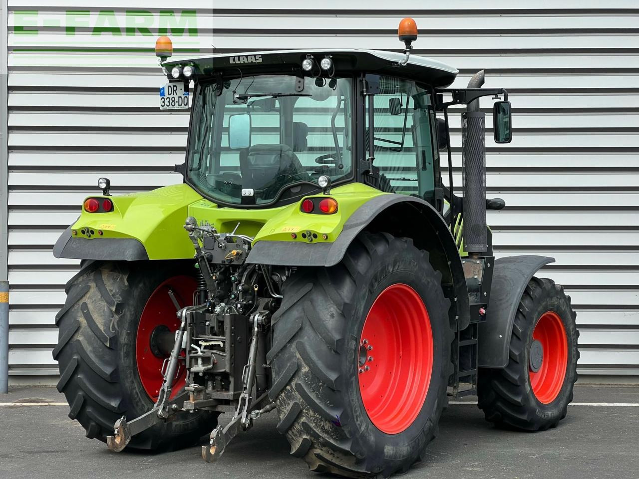 Tracteur agricole CLAAS arion 530 cis CIS