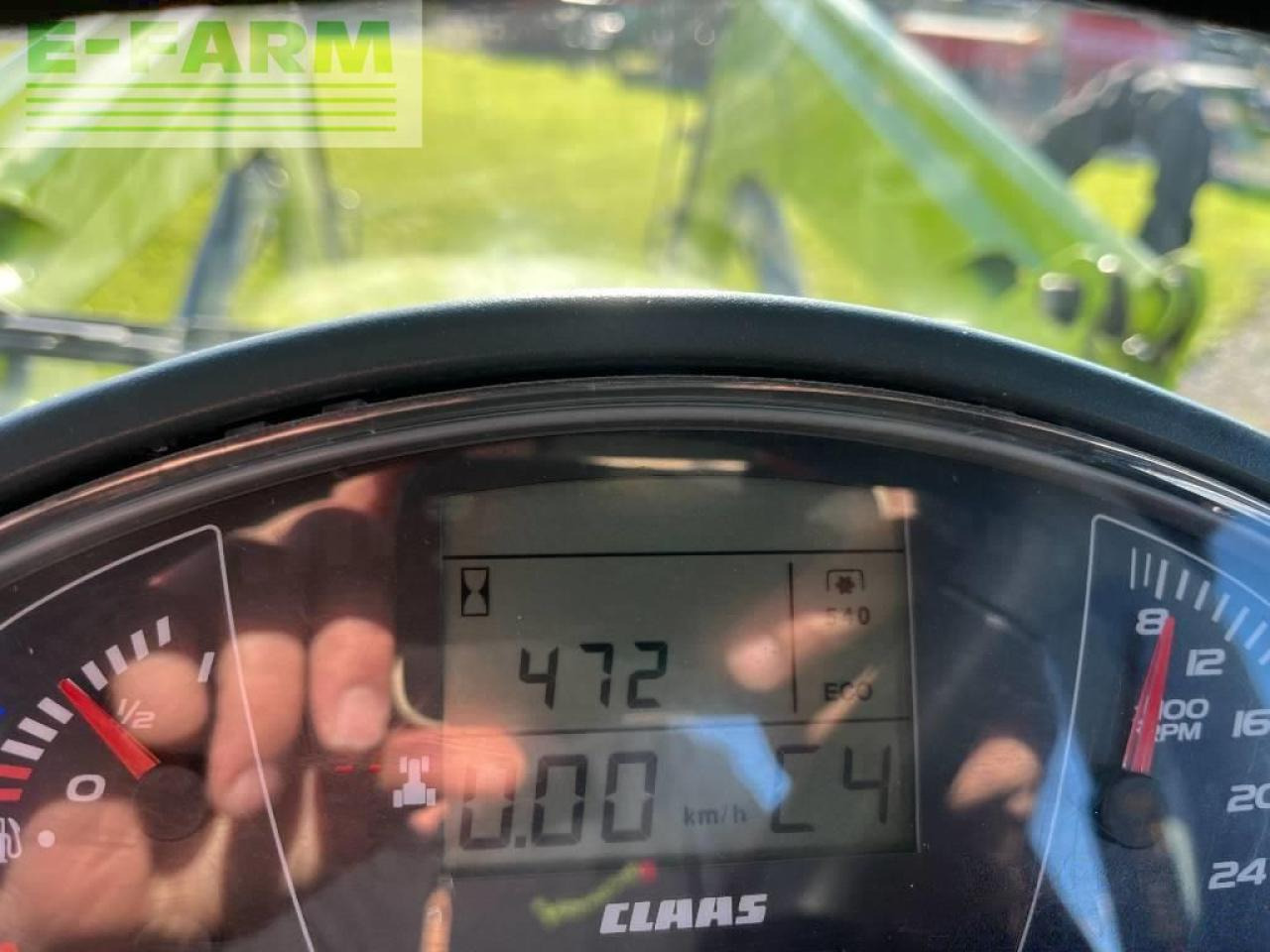 Tracteur agricole CLAAS arion 530 cis CIS