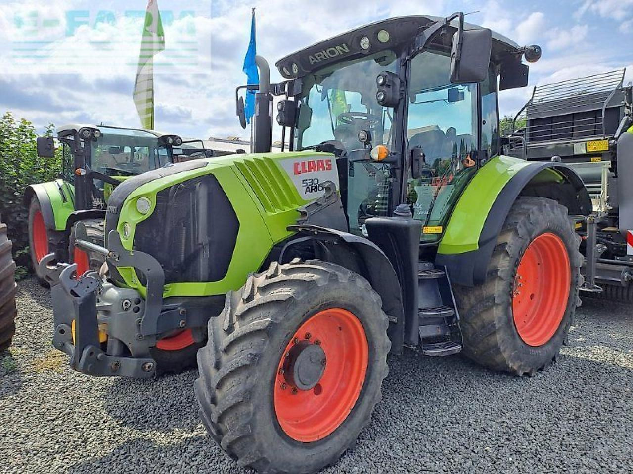 Tracteur agricole CLAAS arion 530 cis CIS