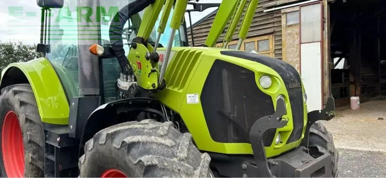 Tracteur agricole CLAAS arion 530 cis CIS