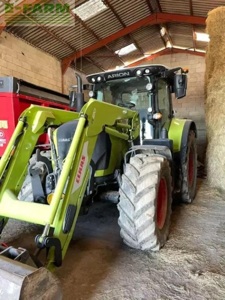 Tracteur agricole CLAAS arion 530 cis CIS