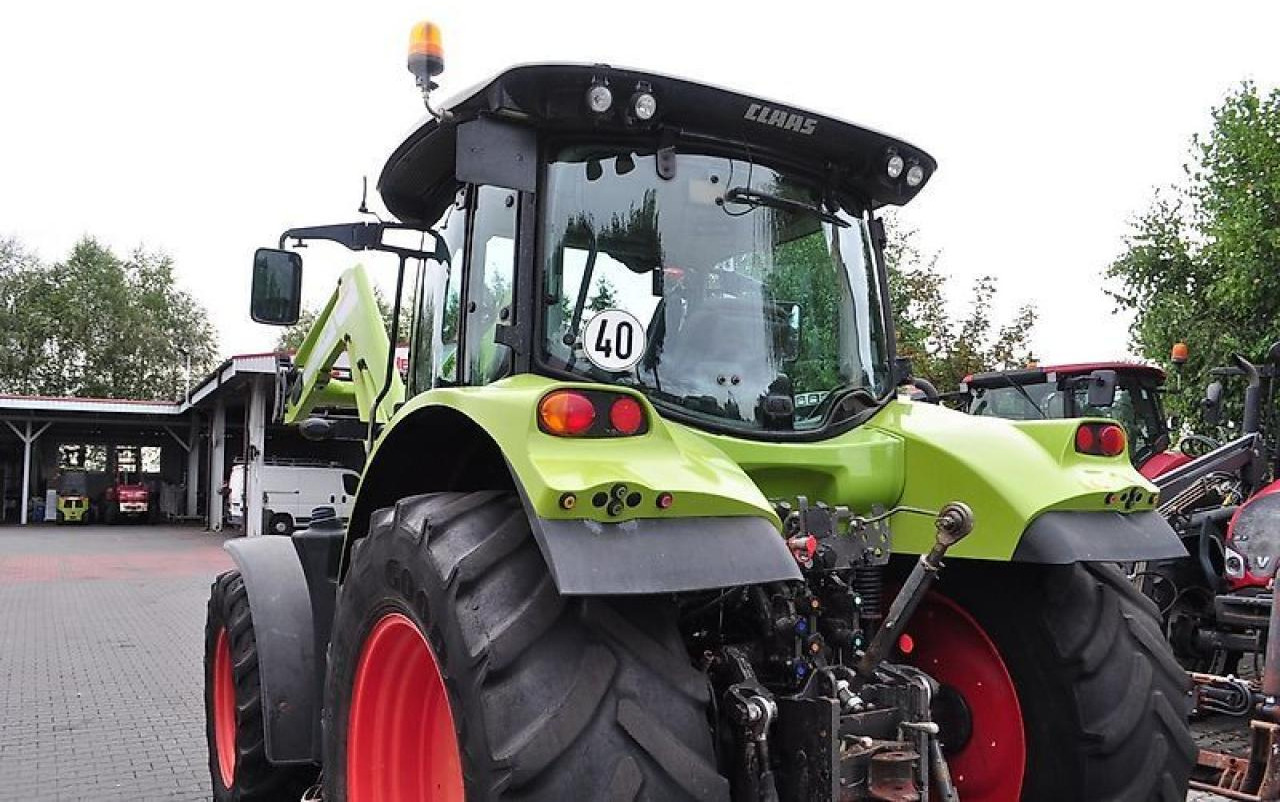 Tracteur agricole CLAAS arion 530 cis + claas fl120 CIS