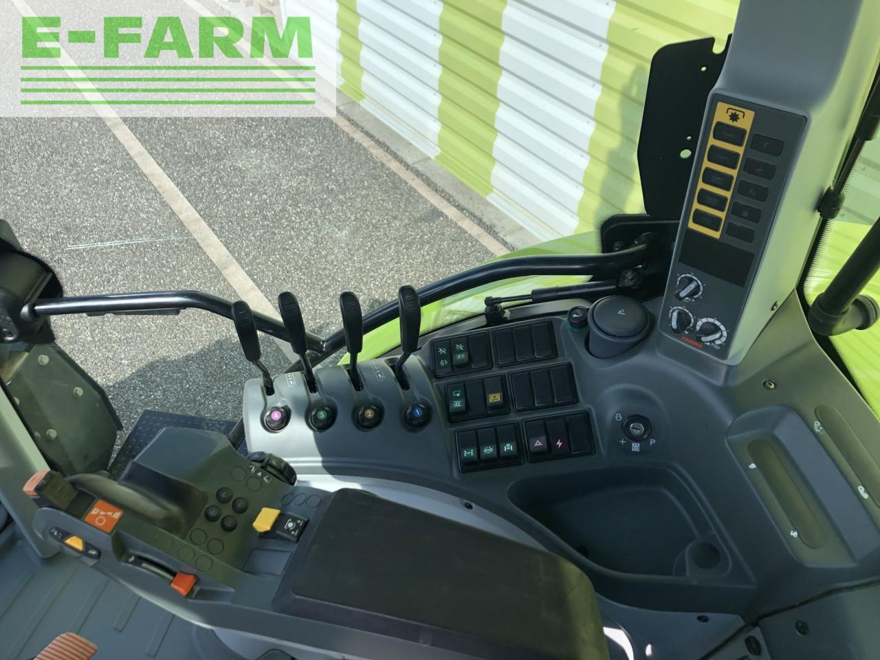 Tracteur agricole CLAAS arion 530 t4i (a34/105)