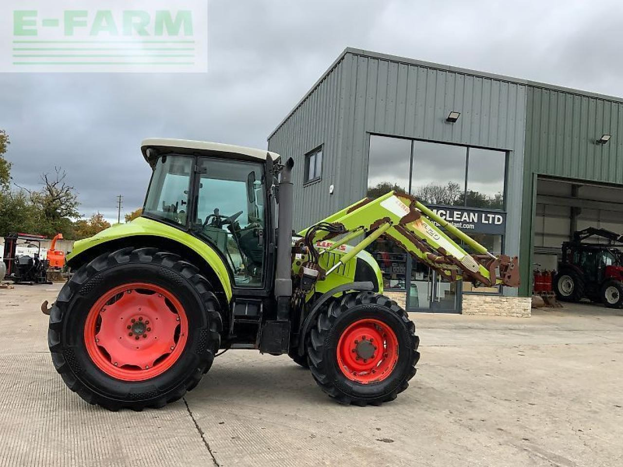 Tracteur agricole CLAAS arion 530 tractor (st24310)