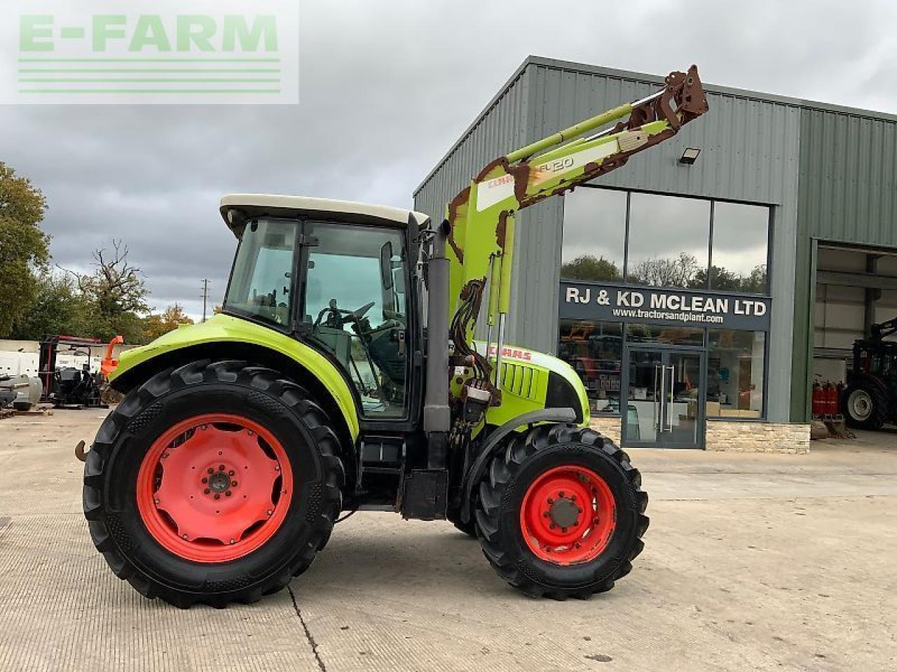 Tracteur agricole CLAAS arion 530 tractor (st24310)