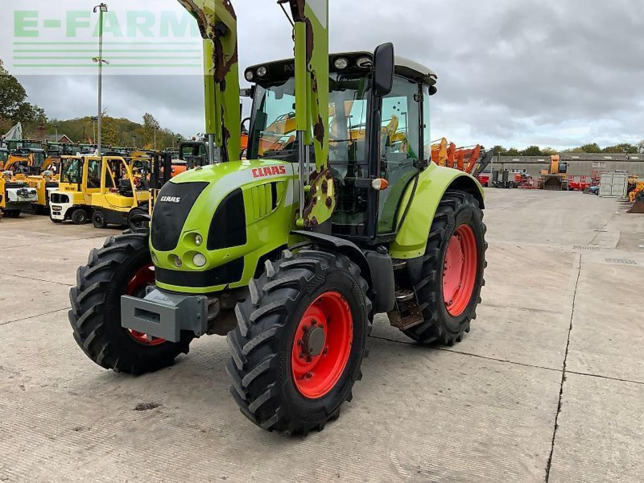 Tracteur agricole CLAAS arion 530 tractor (st24310)