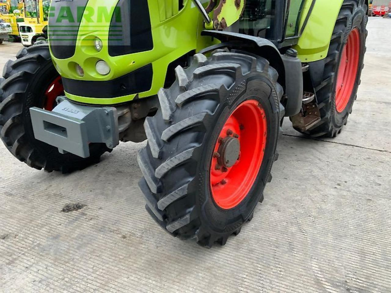 Tracteur agricole CLAAS arion 530 tractor (st24310)