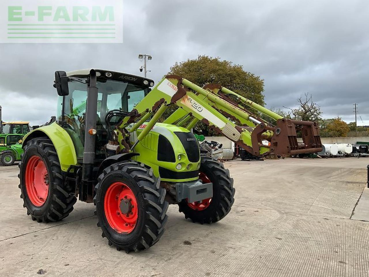 Tracteur agricole CLAAS arion 530 tractor (st24310)