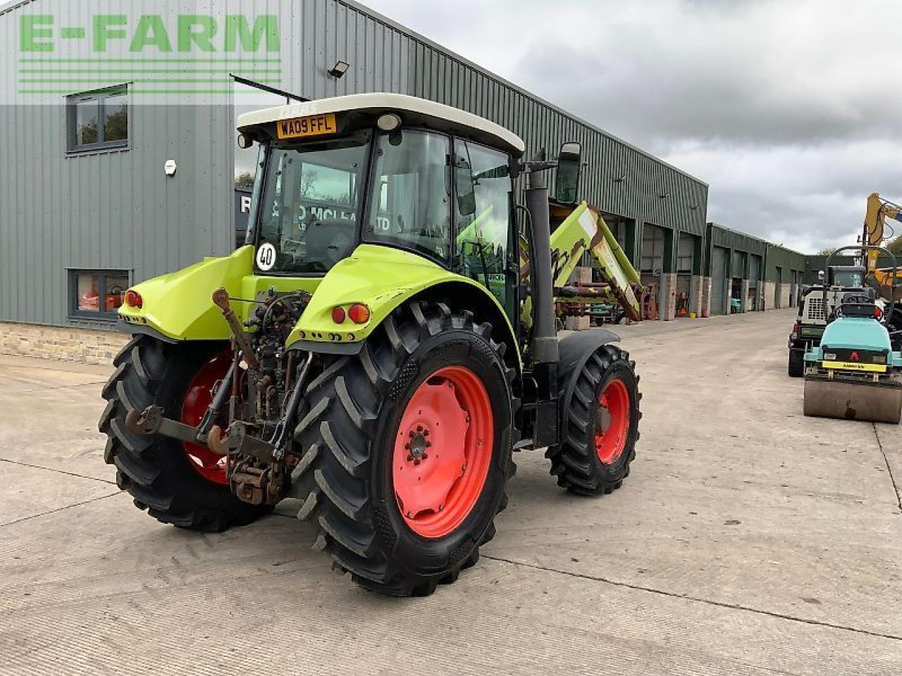 Tracteur agricole CLAAS arion 530 tractor (st24310)