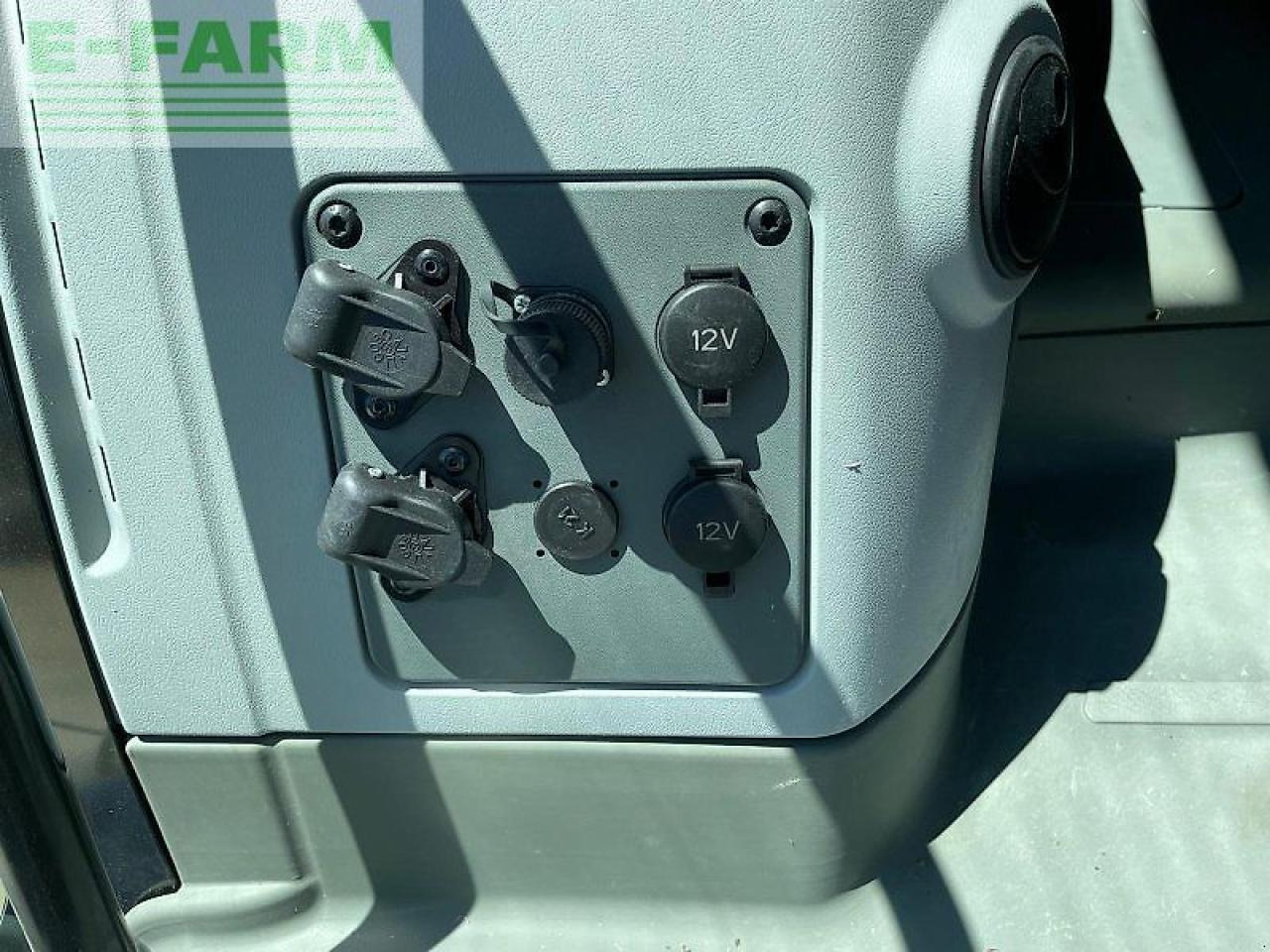 Tracteur agricole CLAAS arion 540 cebis