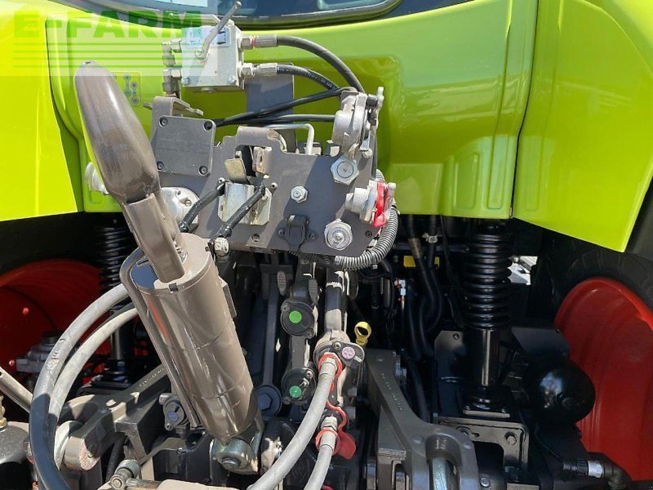 Tracteur agricole CLAAS arion 540 cebis