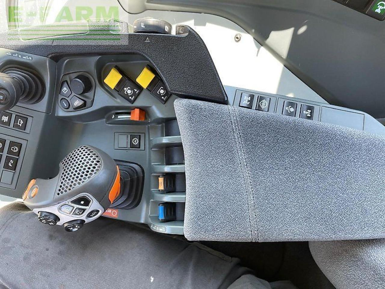 Tracteur agricole CLAAS arion 540 cebis