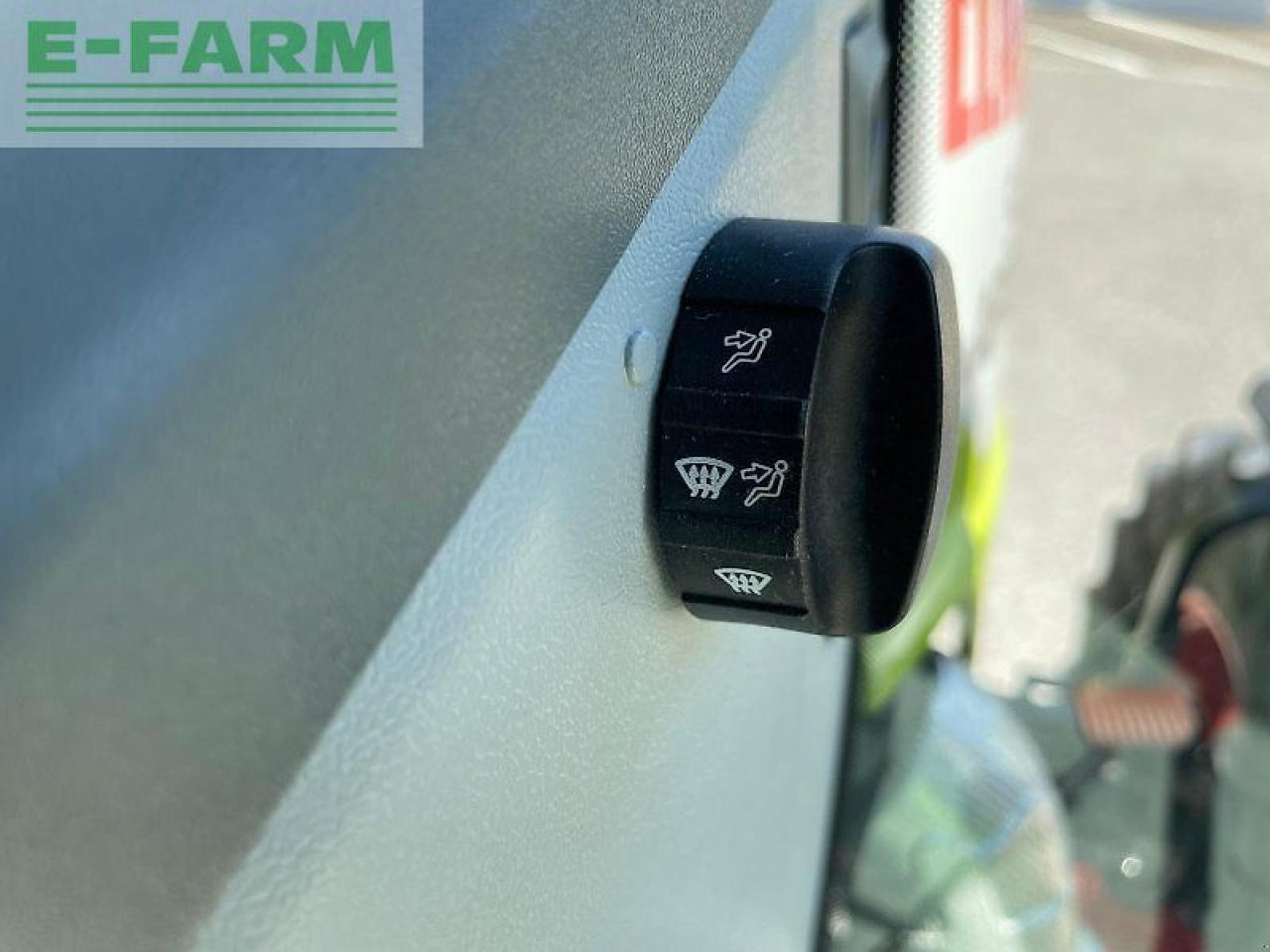 Tracteur agricole CLAAS arion 540 cebis