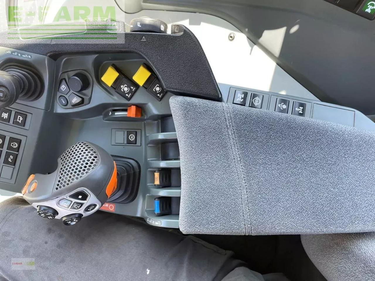 Tracteur agricole CLAAS arion 540 cebis