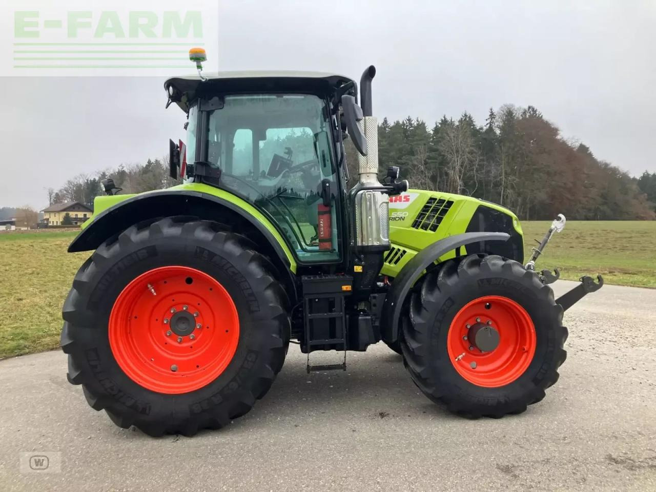 Tracteur agricole CLAAS arion 550 cebis CEBIS