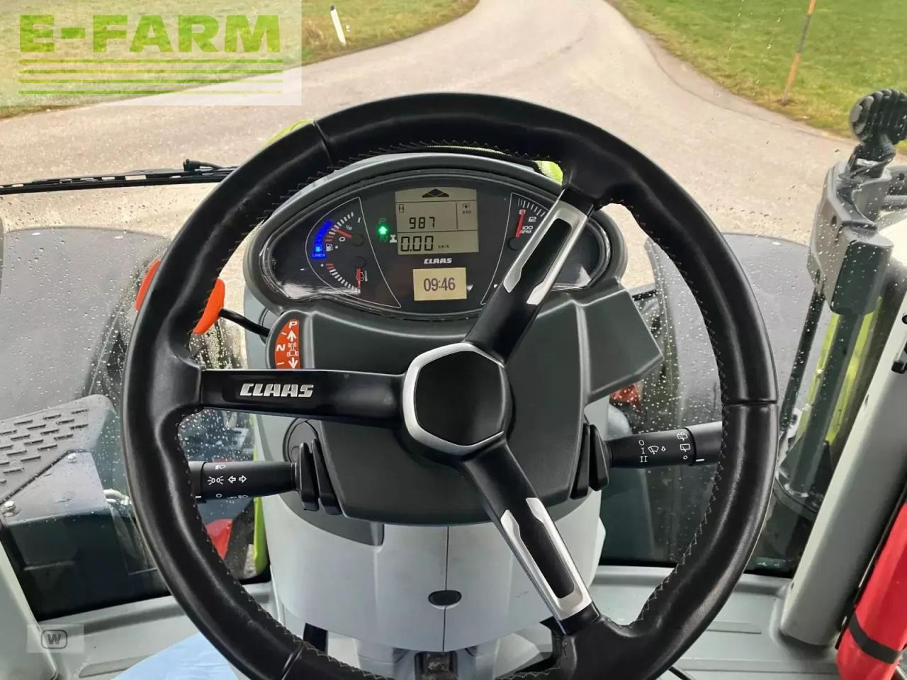 Tracteur agricole CLAAS arion 550 cebis CEBIS