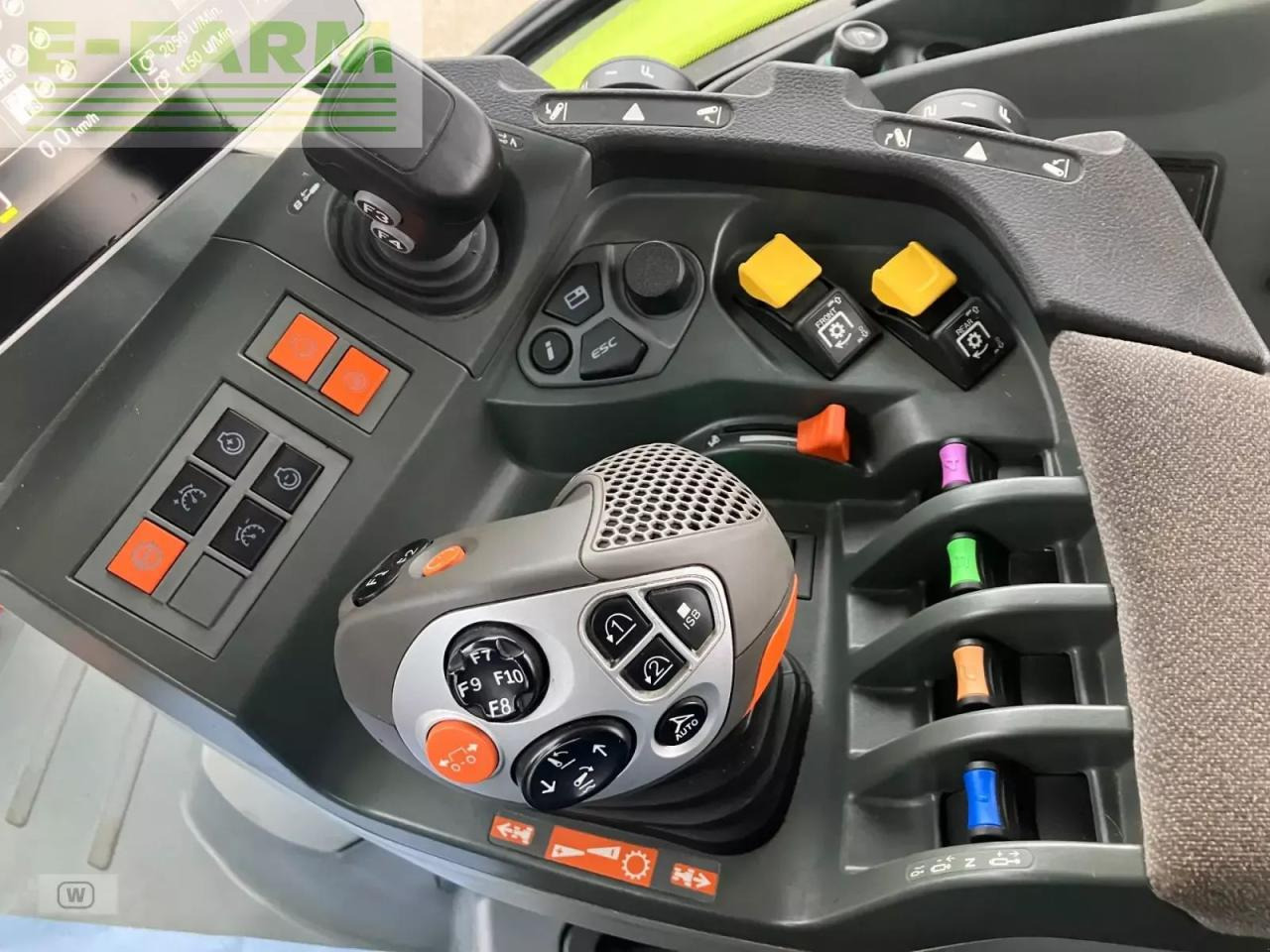 Tracteur agricole CLAAS arion 550 cebis CEBIS