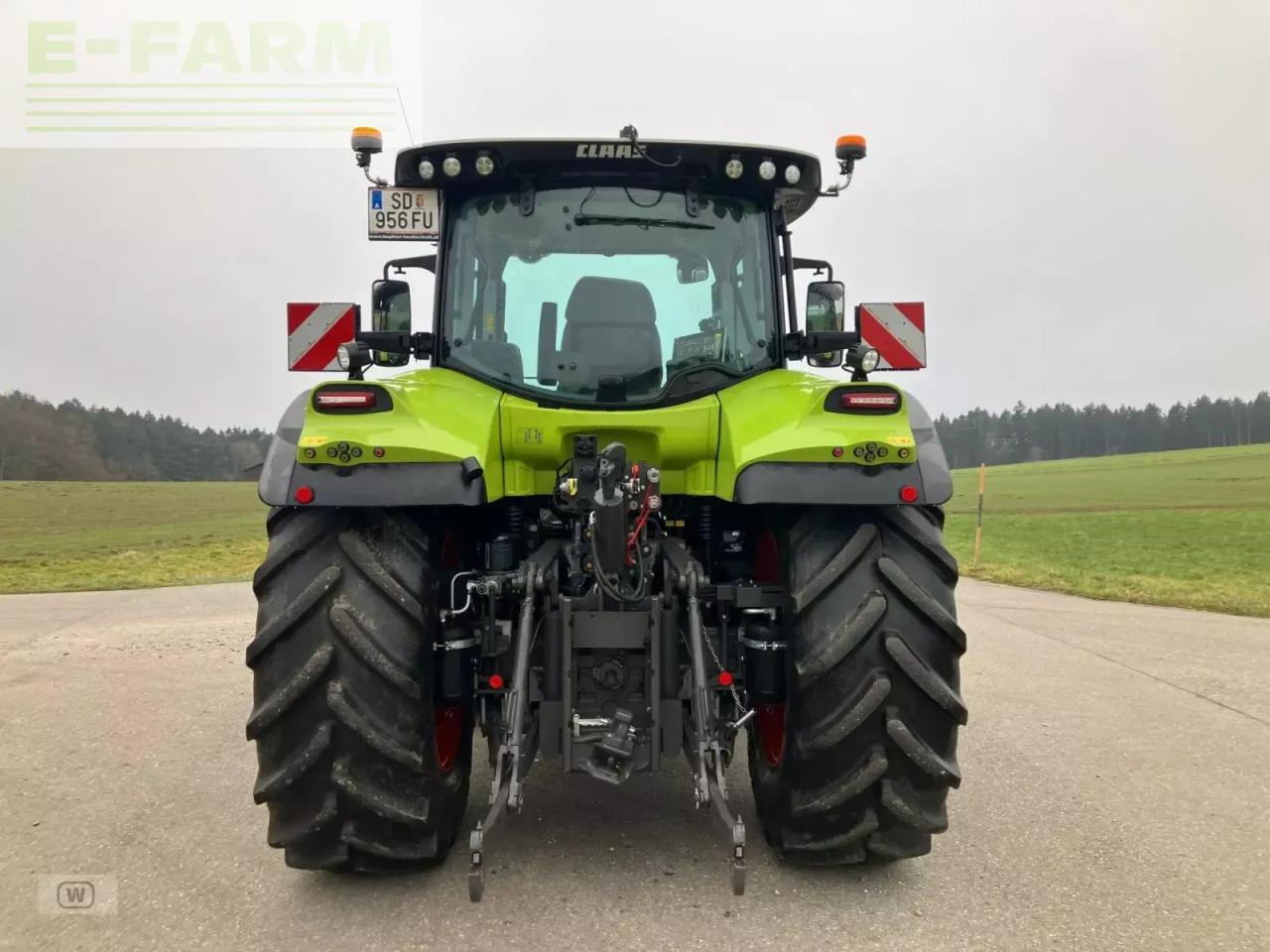 Tracteur agricole CLAAS arion 550 cebis CEBIS