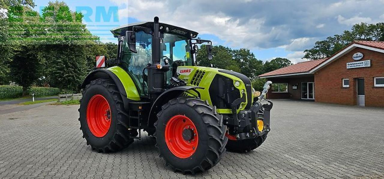Tracteur agricole CLAAS arion 550 cis CIS