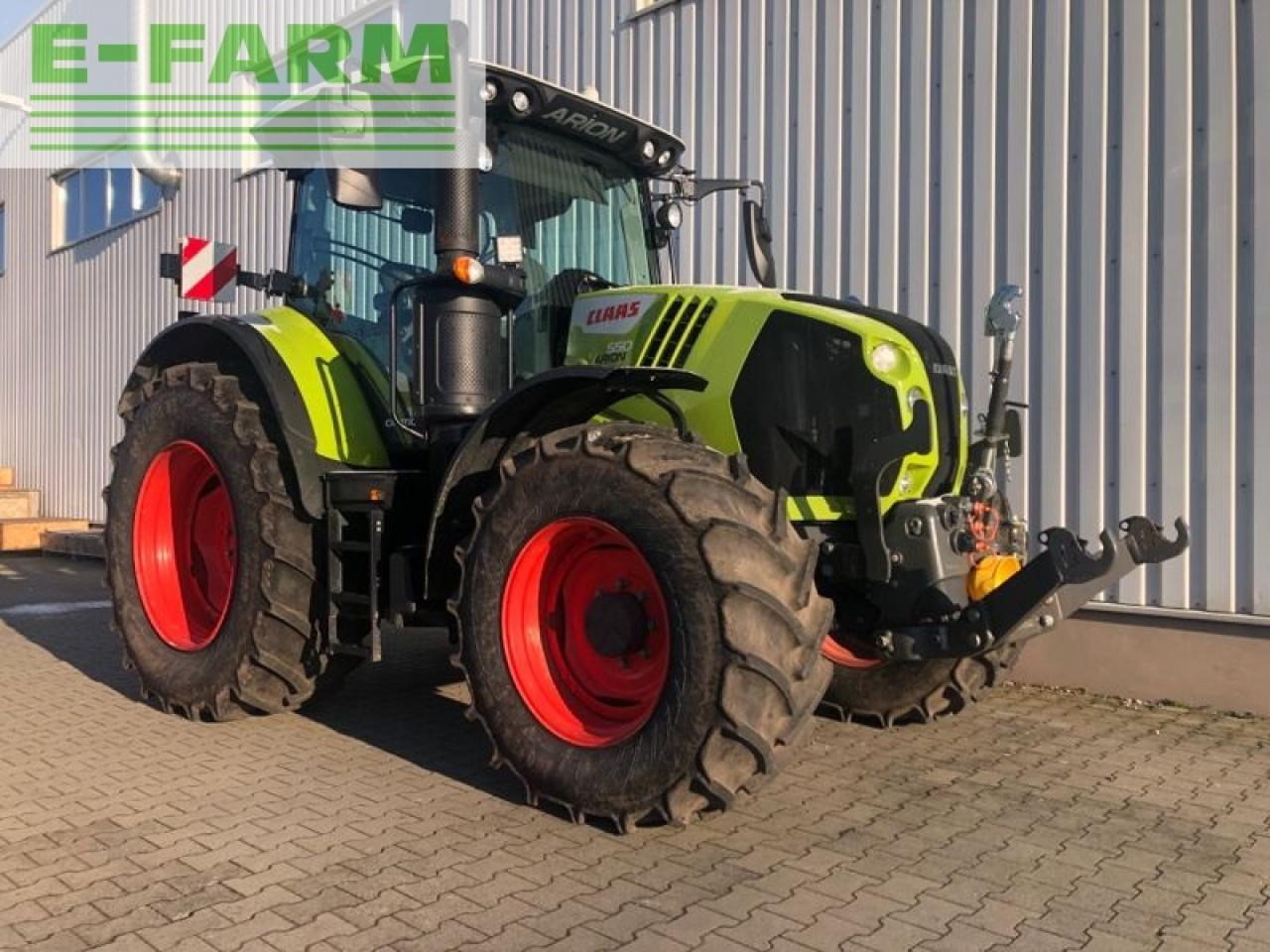 Tracteur agricole CLAAS arion 550 cm cis+
