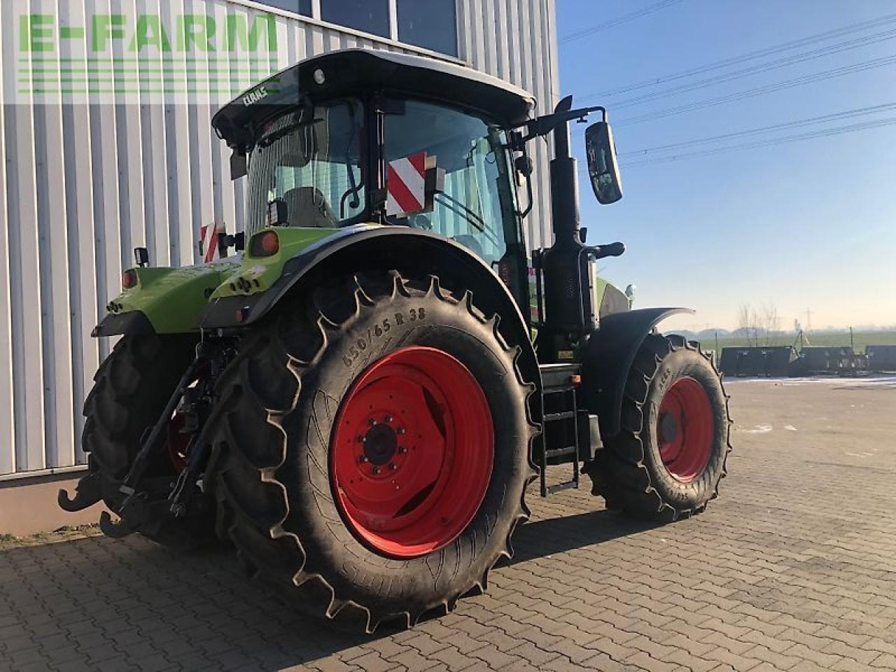 Tracteur agricole CLAAS arion 550 cm cis+ CIS