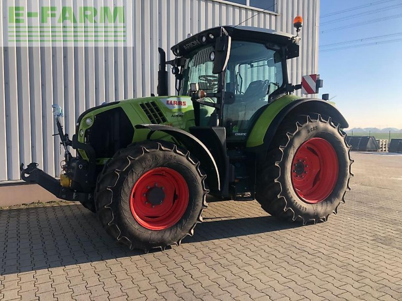 Tracteur agricole CLAAS arion 550 cm cis+ CIS