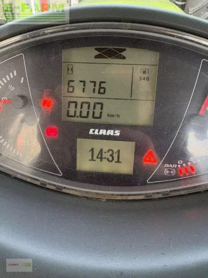 Tracteur agricole CLAAS arion 550 cmatic