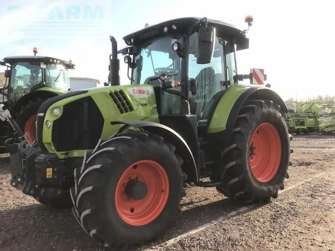 Tracteur agricole CLAAS arion 550 cmatic CMATIC
