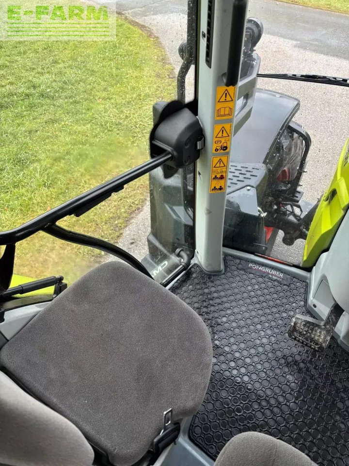 Tracteur agricole CLAAS arion 550 cmatic CMATIC